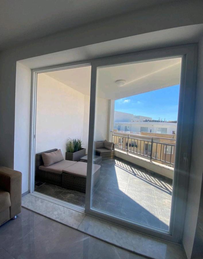 Modern 1 Bedroom Apartment 400M Away From The Sea St. Paul's Bay Exterior foto